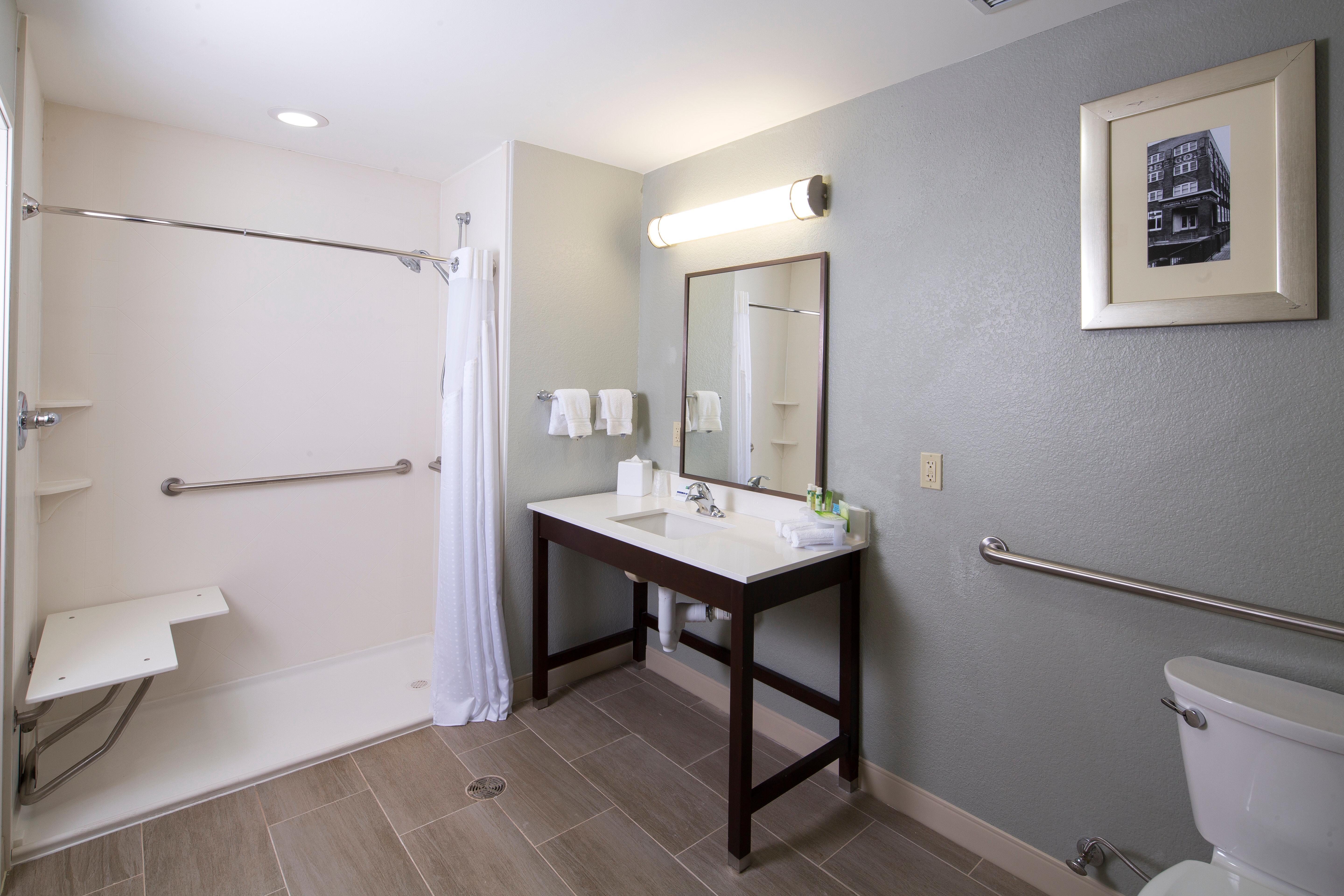 Holiday Inn Express & Suites Oklahoma City Downtown - Bricktown By Ihg Exterior foto