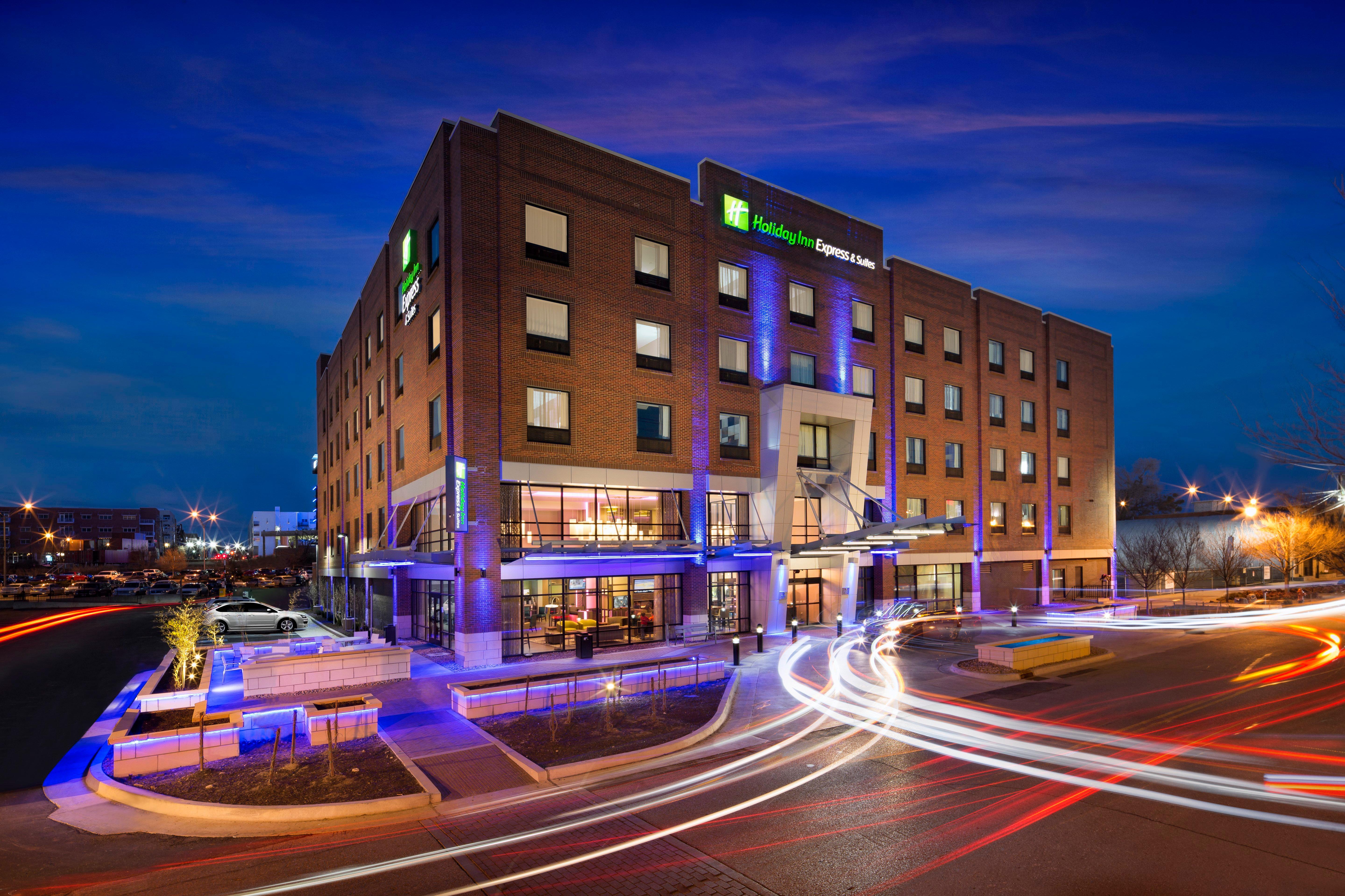Holiday Inn Express & Suites Oklahoma City Downtown - Bricktown By Ihg Exterior foto